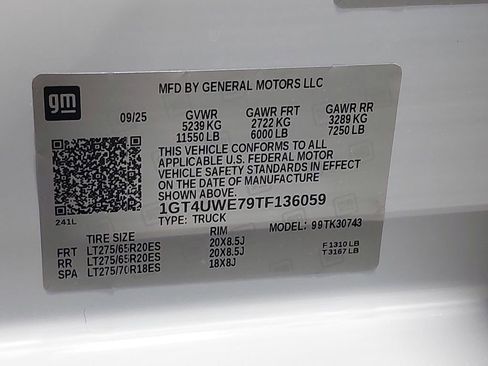 New 2026 GMC Sierra 3500 Denali w/ Denali Reserve Package image 38