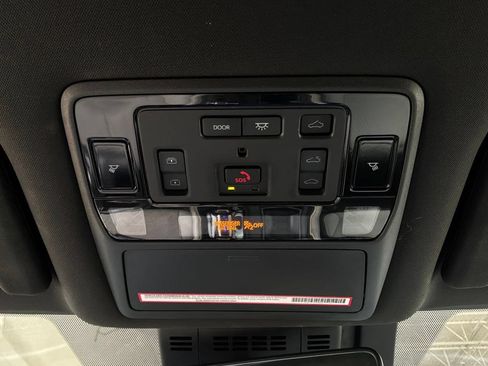 Used 2024 Toyota Grand Highlander AWD Hybrid image 21