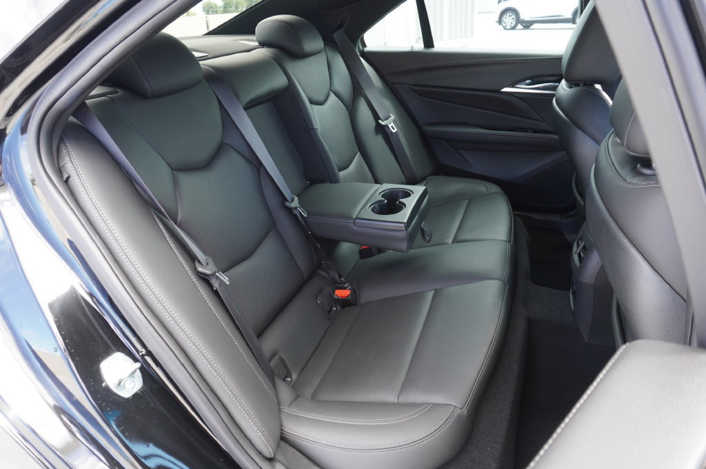 Used 2026 Cadillac CT4 Premium Luxury RWD image 9