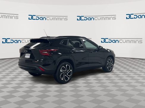 New 2026 Chevrolet Trax RS w/ Driver Confidence Package FWD image 8