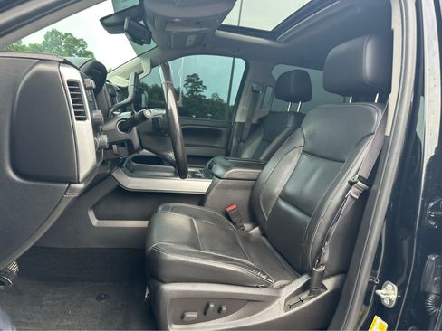 Used 2016 Chevrolet Silverado 1500 LTZ Z71 w/ LTZ Plus Package AWD/4WD image 11