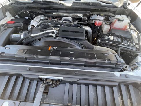 Used 2025 Chevrolet Silverado 2500 LT w/ Convenience Package AWD/4WD image 31