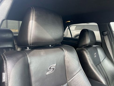 Used 2021 Chrysler 300 S image 28