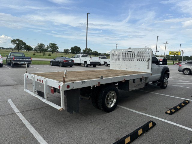 Used 2015 Ford F550 4x4 Regular Cab Super Duty image 2