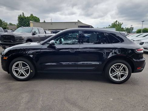 Used 2024 Porsche Macan AWD/4WD image 4