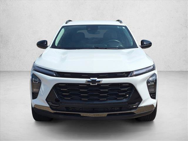 Used 2025 Chevrolet Trax ACTIV w/ Driver Confidence Package FWD image 2