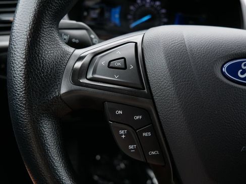 Used 2024 Ford Edge SE w/ Black Appearance Package AWD/4WD image 17