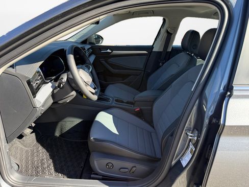 New 2026 Volkswagen Jetta SE image 9