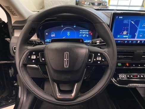 Certified 2023 Lincoln Corsair AWD w/ Equipment Group 102A image 17