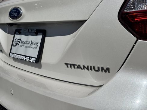 Used 2014 Ford Focus Titanium FWD image 16