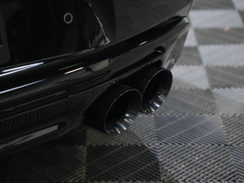 Used 2018 Chevrolet Camaro ZL1 RWD image 17