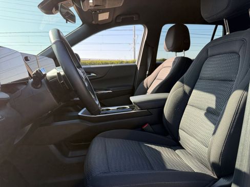 Used 2025 Chevrolet Equinox LT image 25