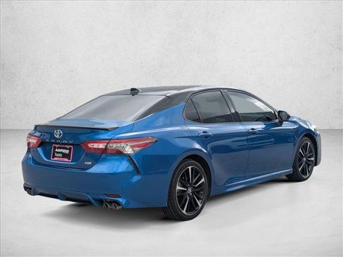 Used 2019 Toyota Camry XSE FWD image 5