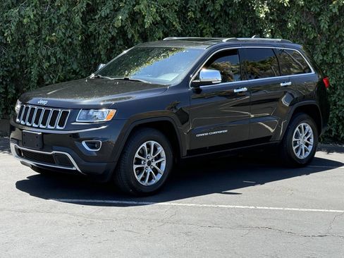 Used 2015 Jeep Grand Cherokee Limited RWD image 4