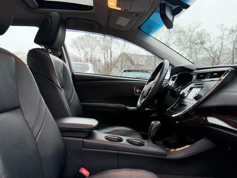 Used 2013 Toyota Avalon XLE image 24