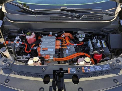 Used 2022 Chevrolet Bolt EUV LT w/ Convenience Package image 21