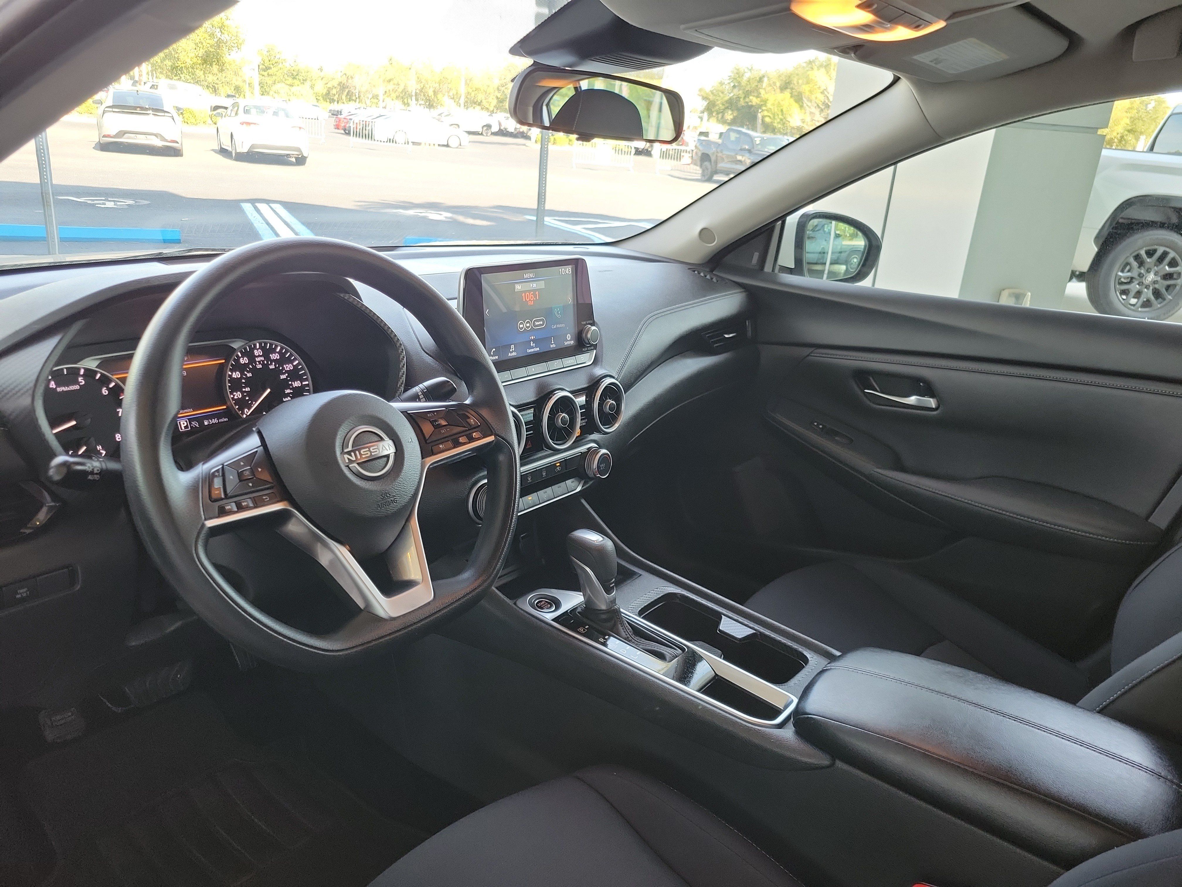 Used 2025 Nissan Sentra SV FWD image 12