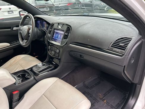 Used 2017 Chrysler 300 S w/ 300S Premium Group image 44