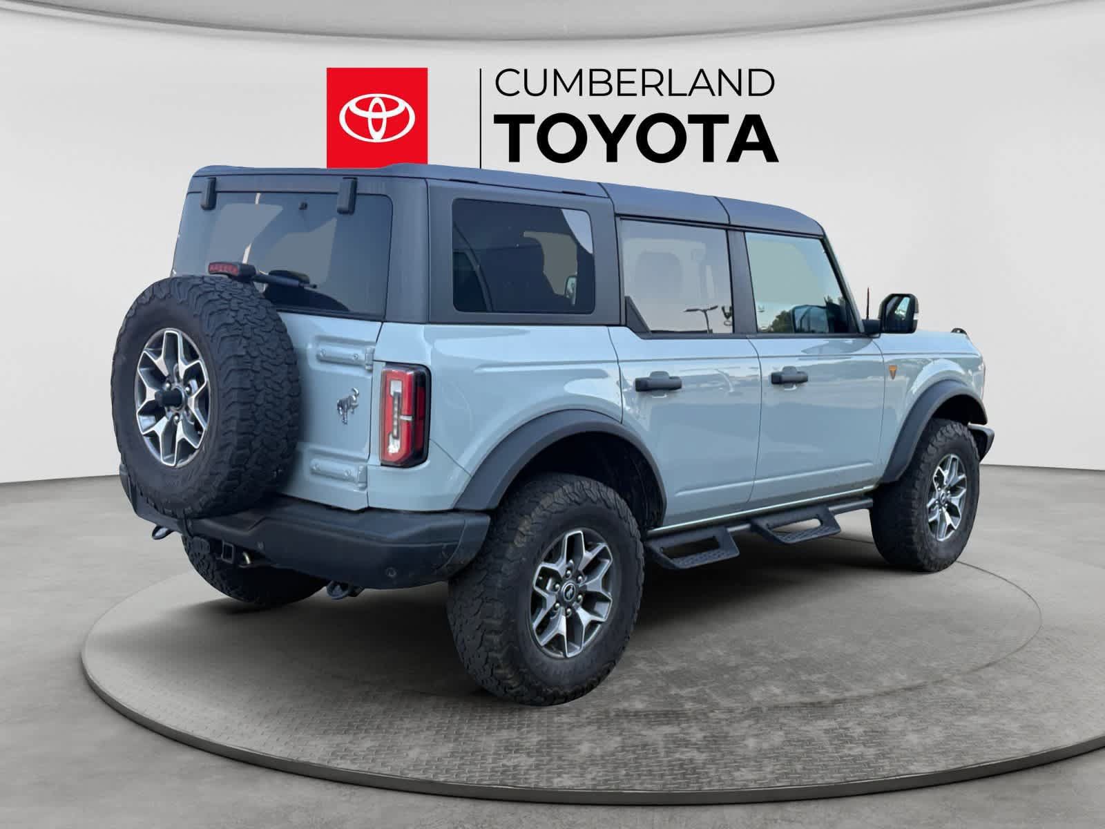 Used 2023 Ford Bronco Badlands AWD/4WD image 5