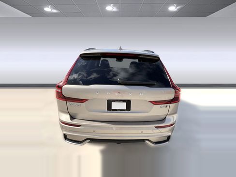 Used 2026 Volvo XC60 B5 Plus w/ Climate Package image 10