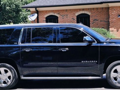 Used 2016 Chevrolet Suburban LTZ AWD/4WD image 2