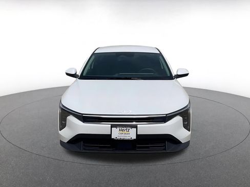 Used 2025 Kia K4 LXS image 3