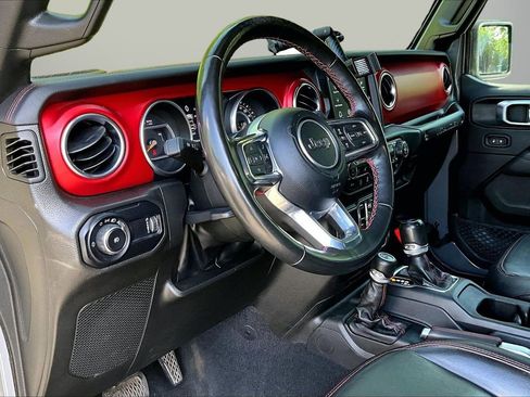 Used 2023 Jeep Wrangler Unlimited Rubicon w/ LED Lighting Group AWD/4WD image 19