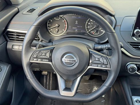 Used 2021 Nissan Altima 2.0 SR FWD image 19