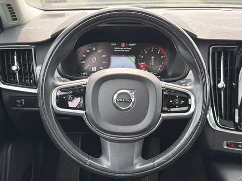 Used 2017 Volvo S90 T6 Momentum w/ Vision Package AWD/4WD image 24