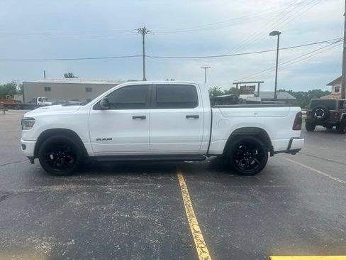 Used 2023 RAM 1500 Laramie AWD/4WD image 5