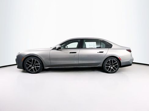 New 2025 BMW i7 xDrive60 image 4