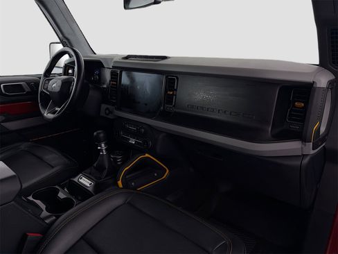 Used 2022 Ford Bronco Badlands w/ Sasquatch Package image 31