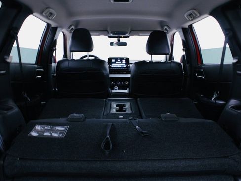 Used 2023 Mitsubishi Outlander SE image 24