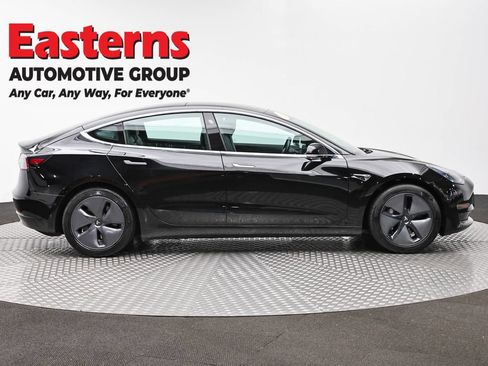 Used 2019 Tesla Model 3 Standard Range Plus RWD image 4