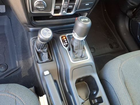 New 2026 Jeep Wrangler Unlimited Sport AWD/4WD image 15