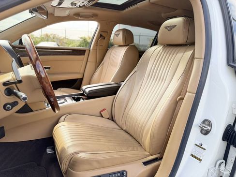 Used 2018 Bentley Flying Spur S V8 AWD/4WD image 12