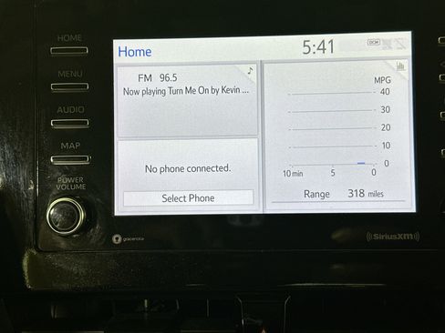 Used 2024 Toyota Camry LE image 23