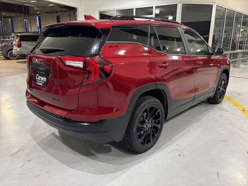 Used 2023 GMC Terrain SLE w/ Driver Convenience Package AWD/4WD image 6