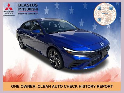 Used 2024 Hyundai Elantra SEL w/ Convenience Package