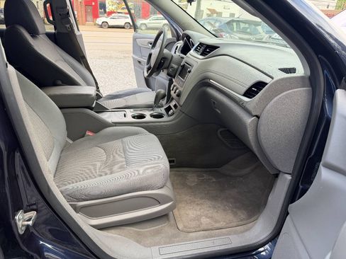 Used 2015 Chevrolet Traverse LS AWD/4WD image 18