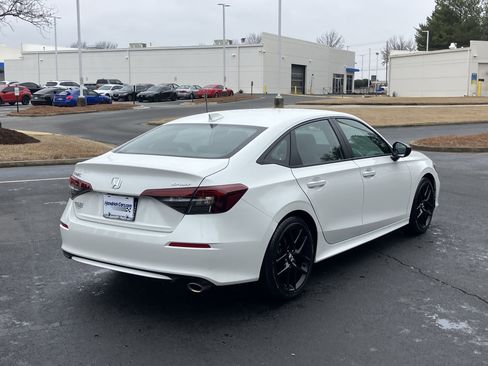 Used 2025 Honda Civic Sport image 10