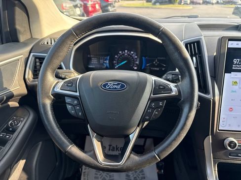 Used 2021 Ford Edge SEL w/ Convenience Package FWD image 11
