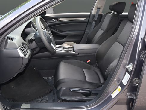 Used 2020 Honda Accord LX image 12