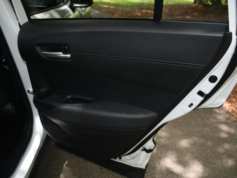 Used 2025 Toyota Corolla Cross AWD Hybrid w/ Convenience Package image 20