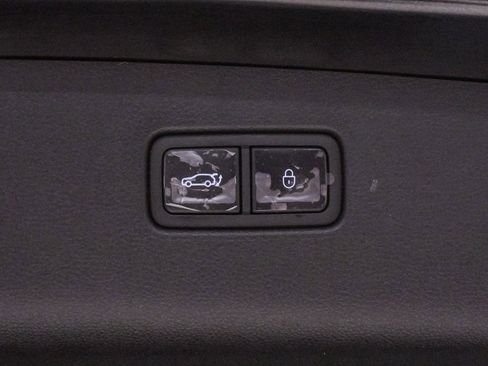 Certified 2025 Genesis GV70 3.5T Sport w/ Sport Advanced Package image 26