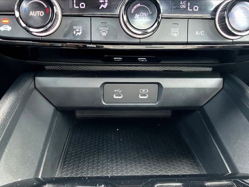 Used 2024 Honda Accord Sport image 25