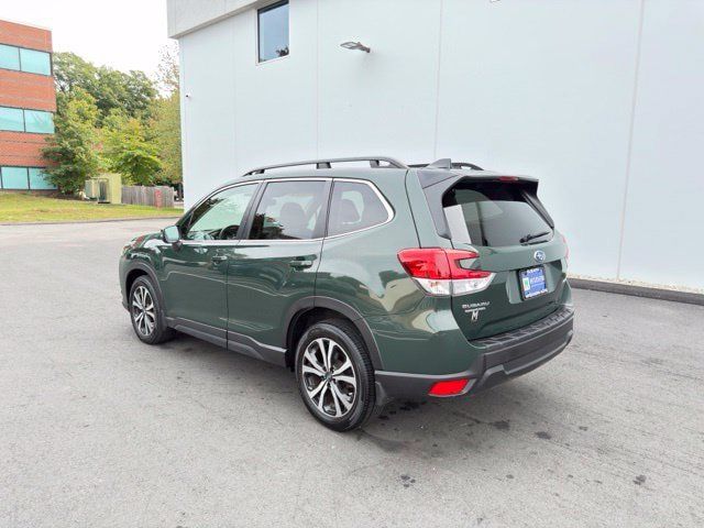 Used 2024 Subaru Forester Limited AWD/4WD image 9