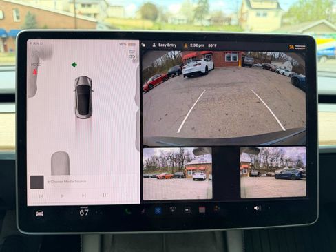 Used 2023 Tesla Model 3 Standard Range image 24