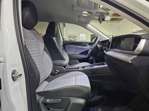 New 2026 Volkswagen Tiguan S image 9