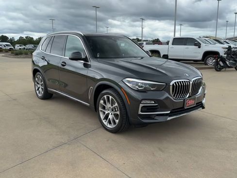 Used 2021 BMW X5 xDrive40i image 2